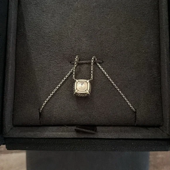 David Yurman Petite Chatelaine Pendant Necklace - Picture 3 of 8